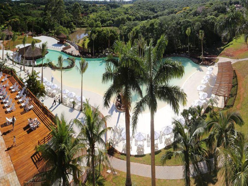 Mabu Thermas Grand Resort Foz do Iguacu Exterior photo The artificial lagoon at the EcoPark