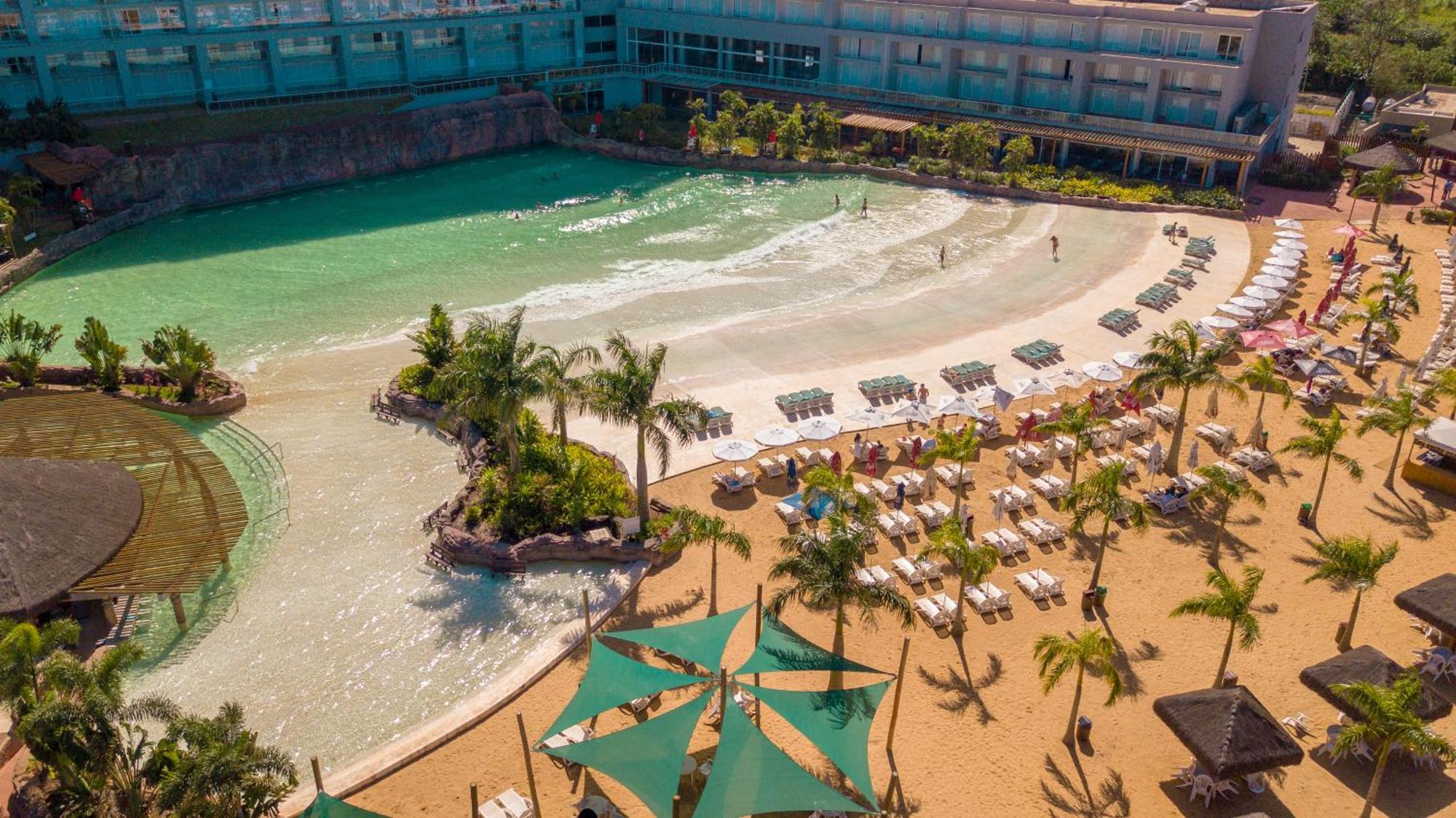 Mabu Thermas Grand Resort Foz do Iguacu Exterior photo The Wave at Atlantis Paradise Island
