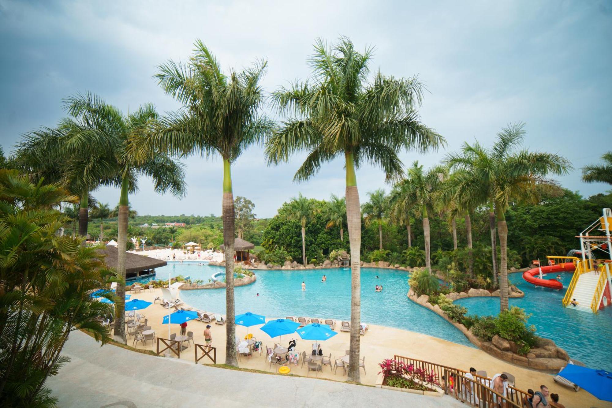 Mabu Thermas Grand Resort Foz do Iguacu Exterior photo The water park at the Sunway Lagoon Resort